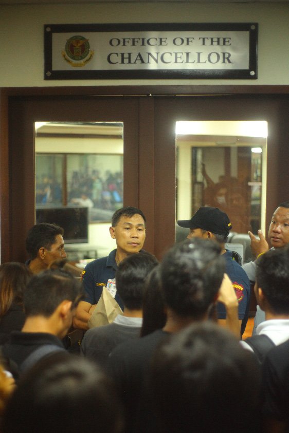 STILL HAPPENING: Students are still waiting and protesting outside the Office of the Chancellor.