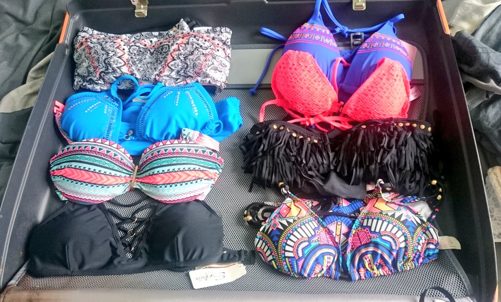 Shero Problems; "are 8 bikinis enough for a 10day holiday🤔"#sheroproblems #sylviecollection #HKMfun #myendlesssummer