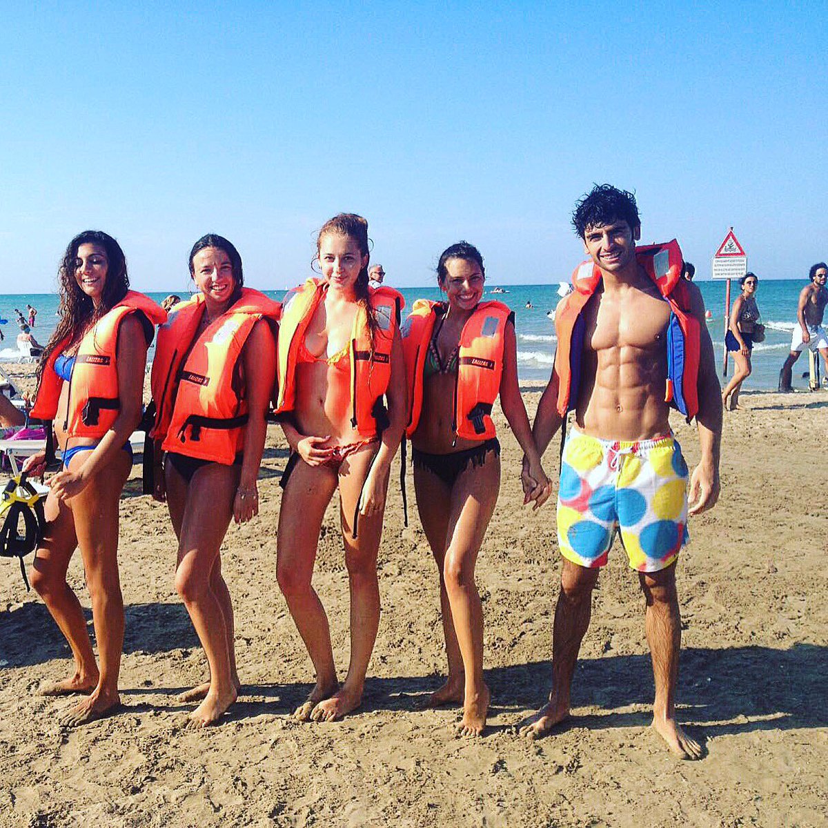 vickytorricelli's tweet photo. Ricc1 ! 🌴☀️🌊 https://t.co/dZdn3tya5O