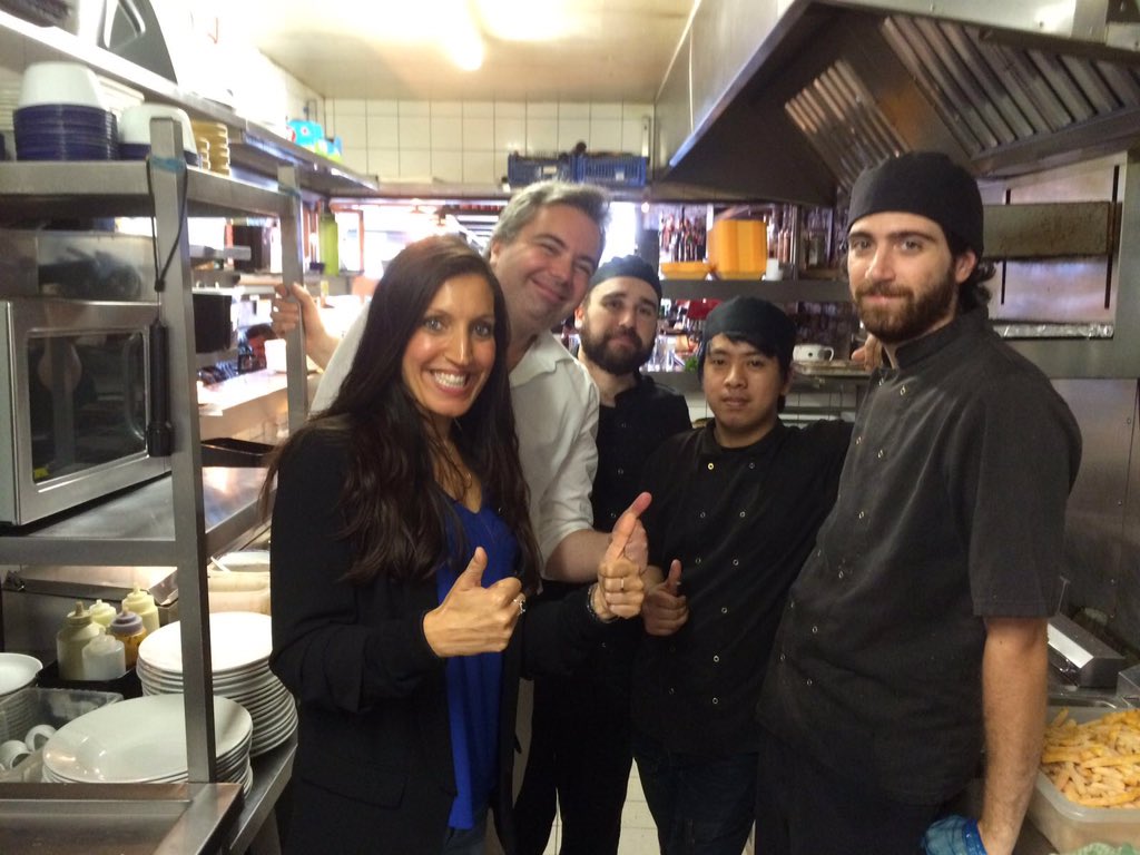 DrRosena's tweet photo. I'm helping local #Tooting businesses, discussed support and business rates with the team at @TotaRestaurant. https://t.co/K6OwrEgYXs
