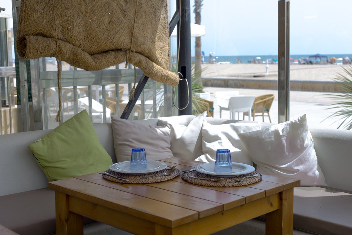 Un poquito de nuestras instalaciones. ¿Os gusta nuestra terraza?