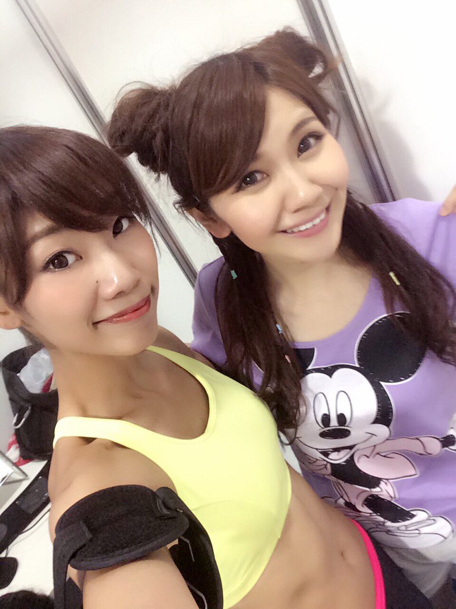rurico_nakamoto's tweet photo. ワンダーコア2もエクササイズも楽しすぎ!!みんなからインストラクターだと思われてる😂😂😂✨ #ショップジャパン #SPORTEC2016 https://t.co/3SUQHZM0xY
