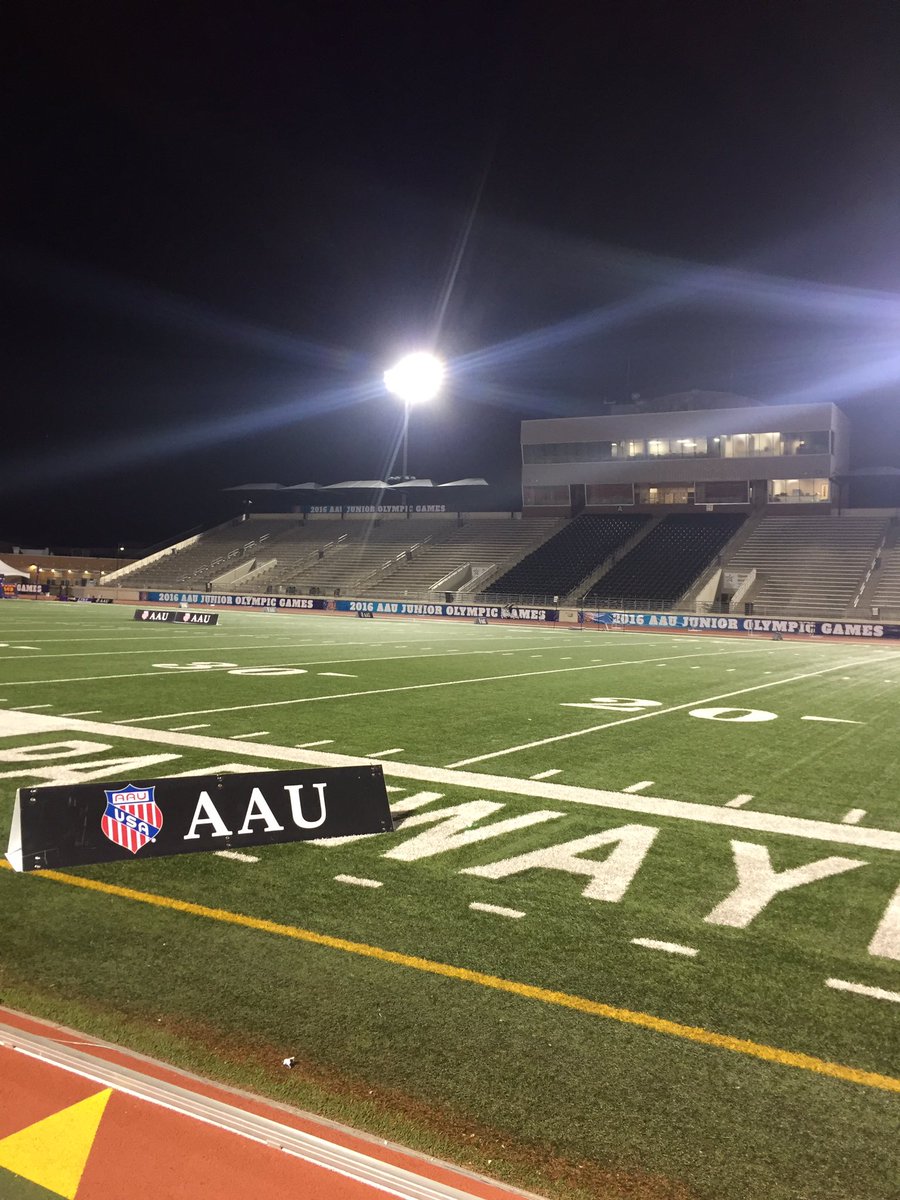 AAU2016Houston tweet media