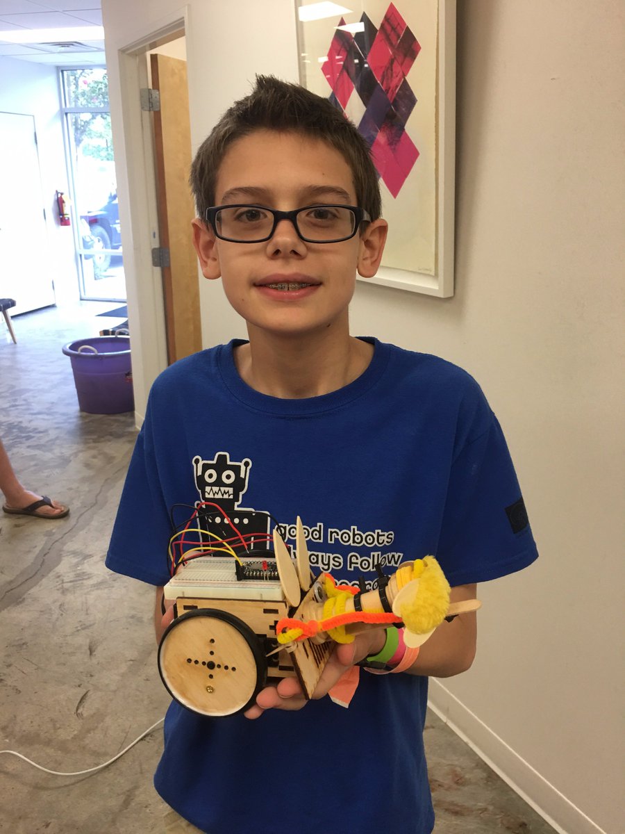 nodebotschs tweet picture