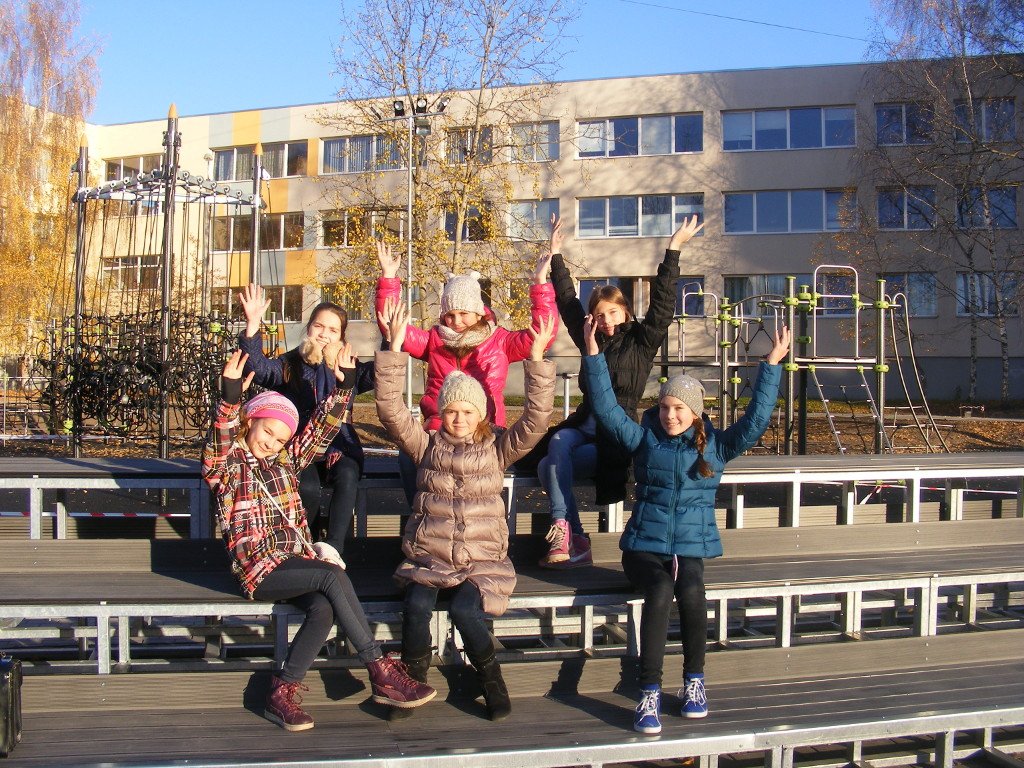 _Greendeck_'s tweet image. Rīgas Klasiskās Ģimnāzijas podium! #joy #longlastingsolutions
More pictures - facebook.com/Greendeck-2852…