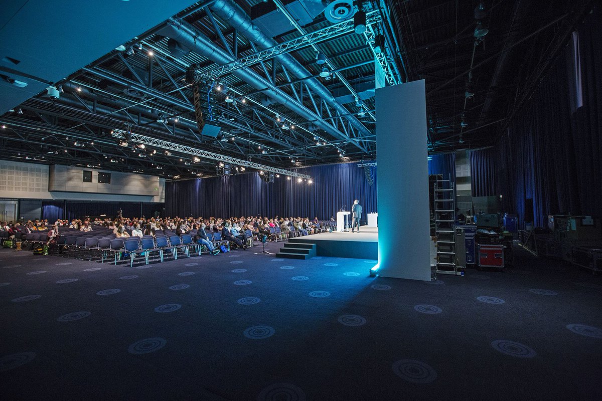 GES_EMEA's tweet photo. .@BlitzGES lights the way forward for #BDA2016 @BDAconference https://t.co/n56VXK89ok https://t.co/RUPjhisQEt