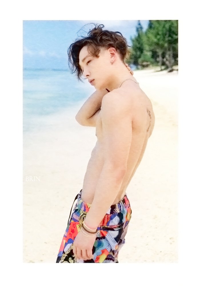 AeuyTLiN's tweet photo. [SCAN] #iKON KONY'S SUMMERTIME JAPAN VER. 
POSTCARDS #BOBBY https://t.co/R7pwcollrw