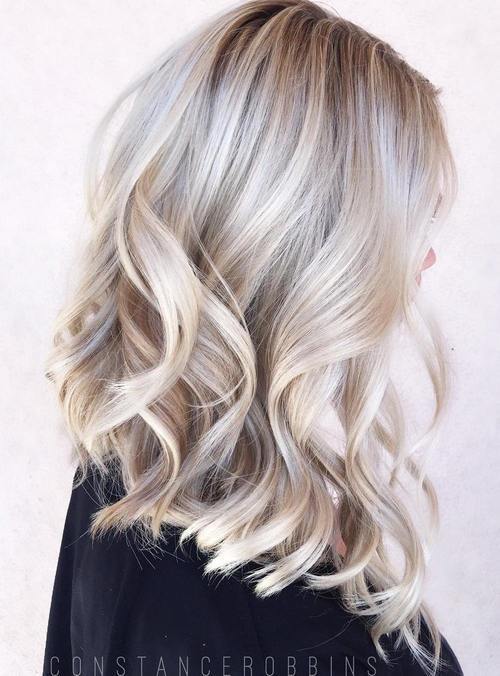 The Fairest #HairIdeas with #PlatinumBlonde and #WhiteHair womenshairmag.com/the-fairest-ha…