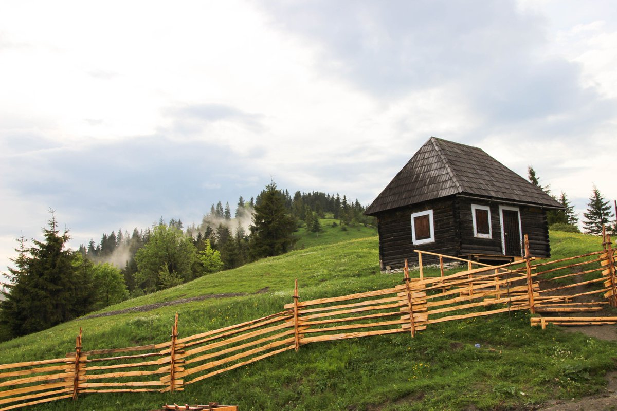cityoftheweek's tweet photo. The fascinating #Ghimes area of #Transylvania..#ttot #Romania #travelstoke #wanderlust #travelblogger #exploremore https://t.co/1xRabRZ5ZK