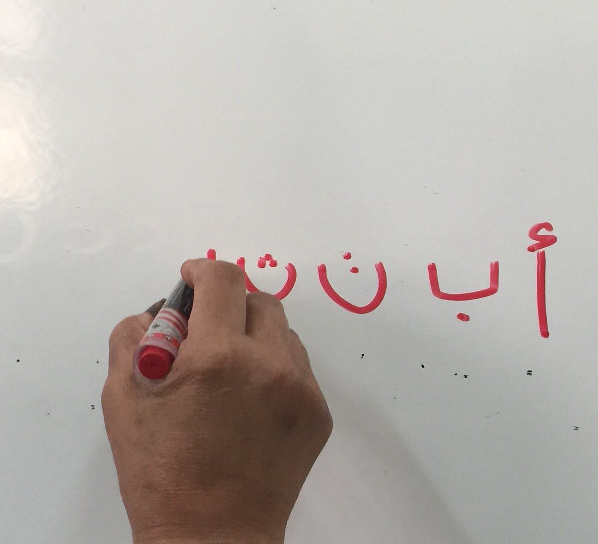 wafa_182's tweet photo. شكر وثناء للاستاذه هند على جهودها الواضحه واهتمامها بالدارسات في مركز جبر https://t.co/tKjnTcDvzE
