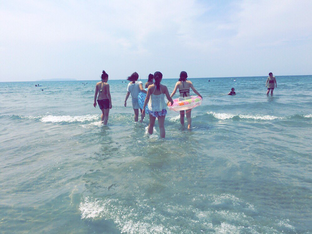 Chel123Rei's tweet photo. 🌴🐳☀️夏enjoy週間👙🐚🌻
2日目は
『福間海水浴場⛱』

やっぱりこの6人でしょ👭👭👭
ダイエット頑張った〜 https://t.co/pMdsq2B9Ir