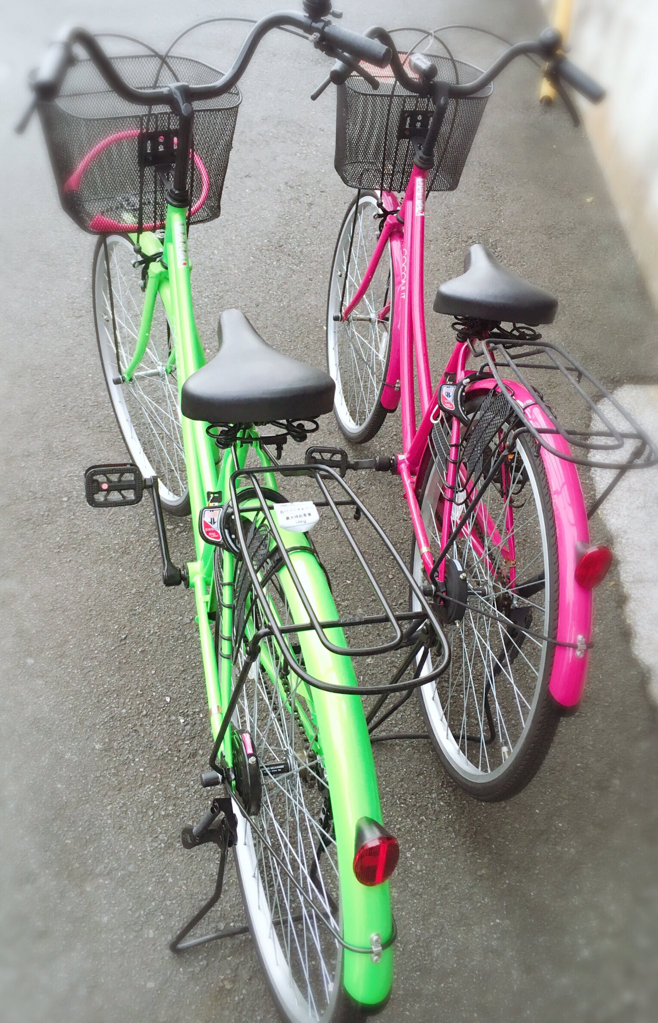 自転車 黄 緑