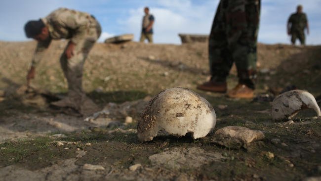 EzidiPress's tweet photo. > 30 mass graves were discovered so far in #Shingal;more expected in the south (held by ISIS)
#StopYazidiGenocide https://t.co/aU1xiiezWn
