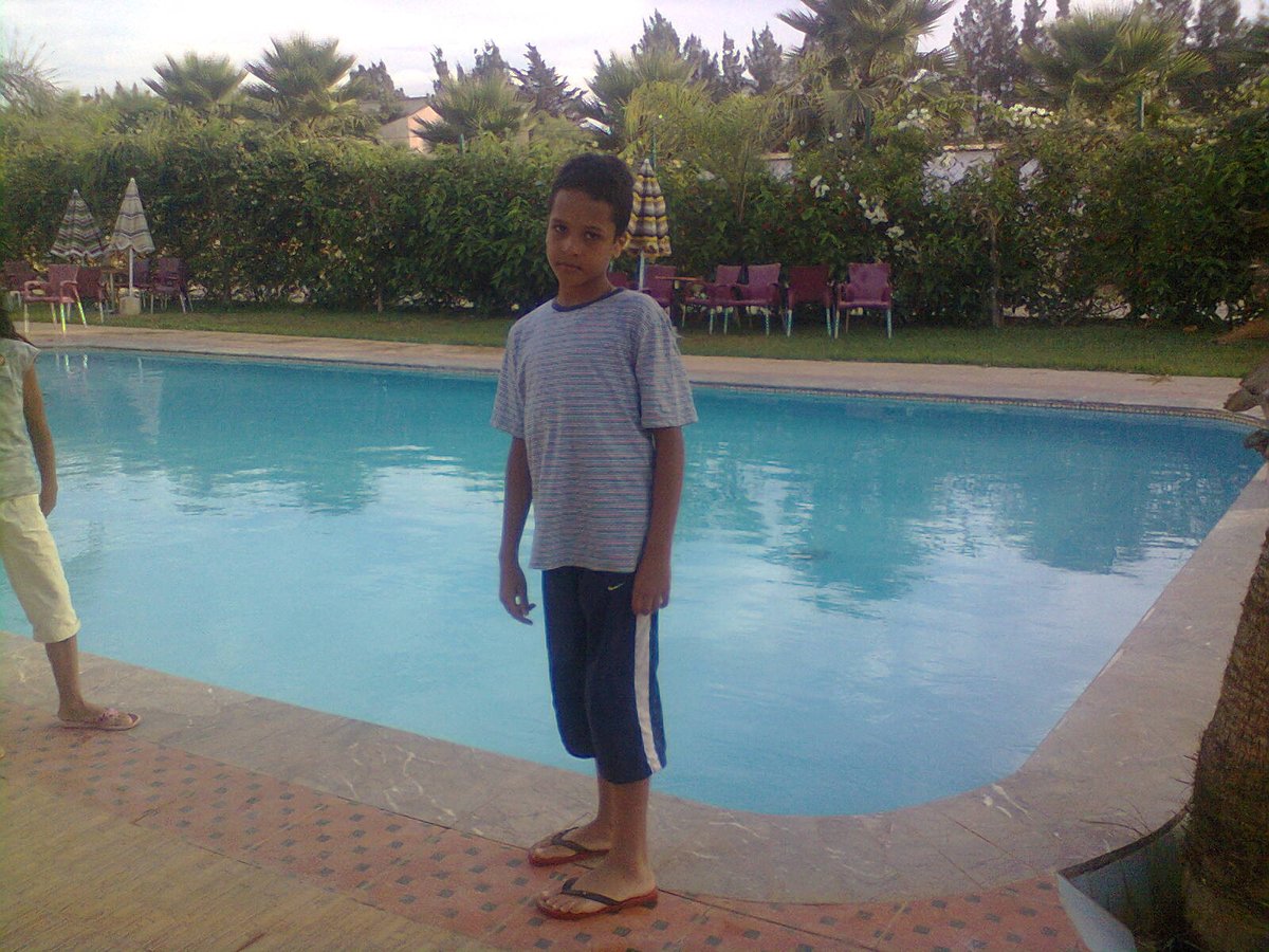 simozahi7's tweet image. hello friends