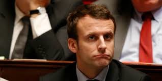 AchilleNevers's tweet photo. 6 français sur 10 jugent négativement le bilan de Macron. De "en marche" à "en marge" il n'y a qu'un pas #2017 https://t.co/M8z5hvGJ56