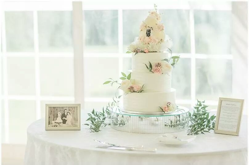 SimplyBlueWed's tweet image. Tas T Creations is our featured vendor this week - bit.ly/2b2c7Ys
📷: Lana Trayser Photography