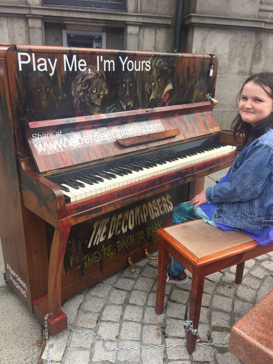 ButterworthArt's tweet photo. #somethingalittlebitdifferent a visit to the latest #artproject #aberdeenpianos #thedecomposers by #marybutterworth https://t.co/jTowNpS1cF
