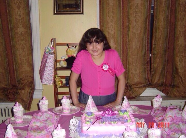 jartitsuh's tweet photo. I WAS SO FUCKING UGLY WHEN I WAS LITTLE https://t.co/1SYd1nw2iT
