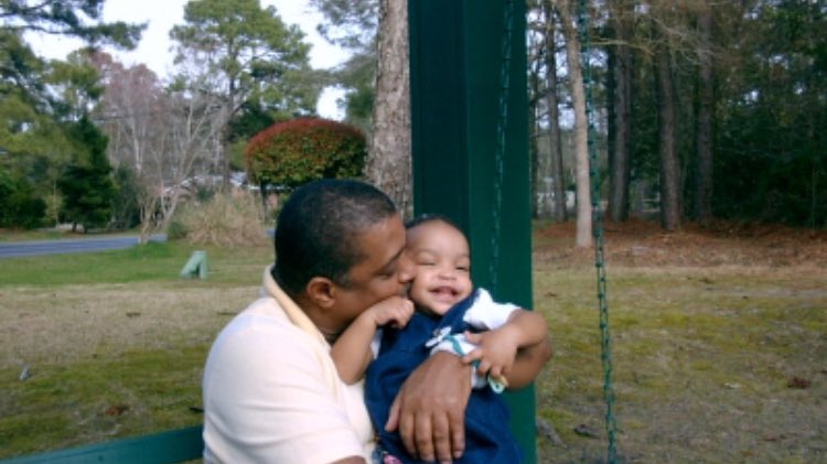 naturaIista's tweet photo. Sometimes you gotta cut the people who cut you out of your life. 😩💯 #WhereYouAtDad https://t.co/uVbe6qjAeV