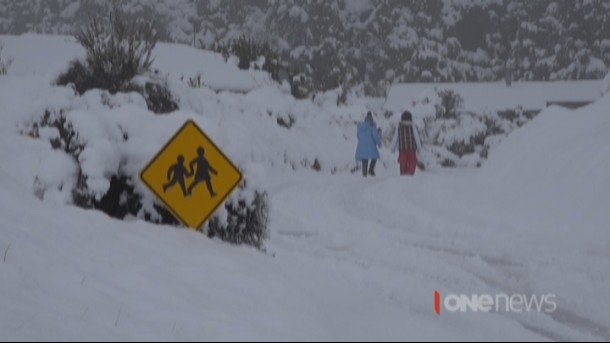1NewsNZ's tweet photo. Snow warnings remain as winter finally bites https://t.co/FfteonRmCr https://t.co/0yoFHXP0rh