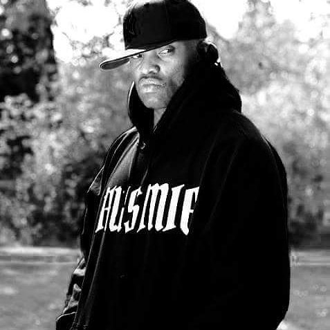 JHUSMIE1's tweet photo. Which song should be my next VIDEO ?Send me some feedback! https://t.co/mfhiyrTmUD