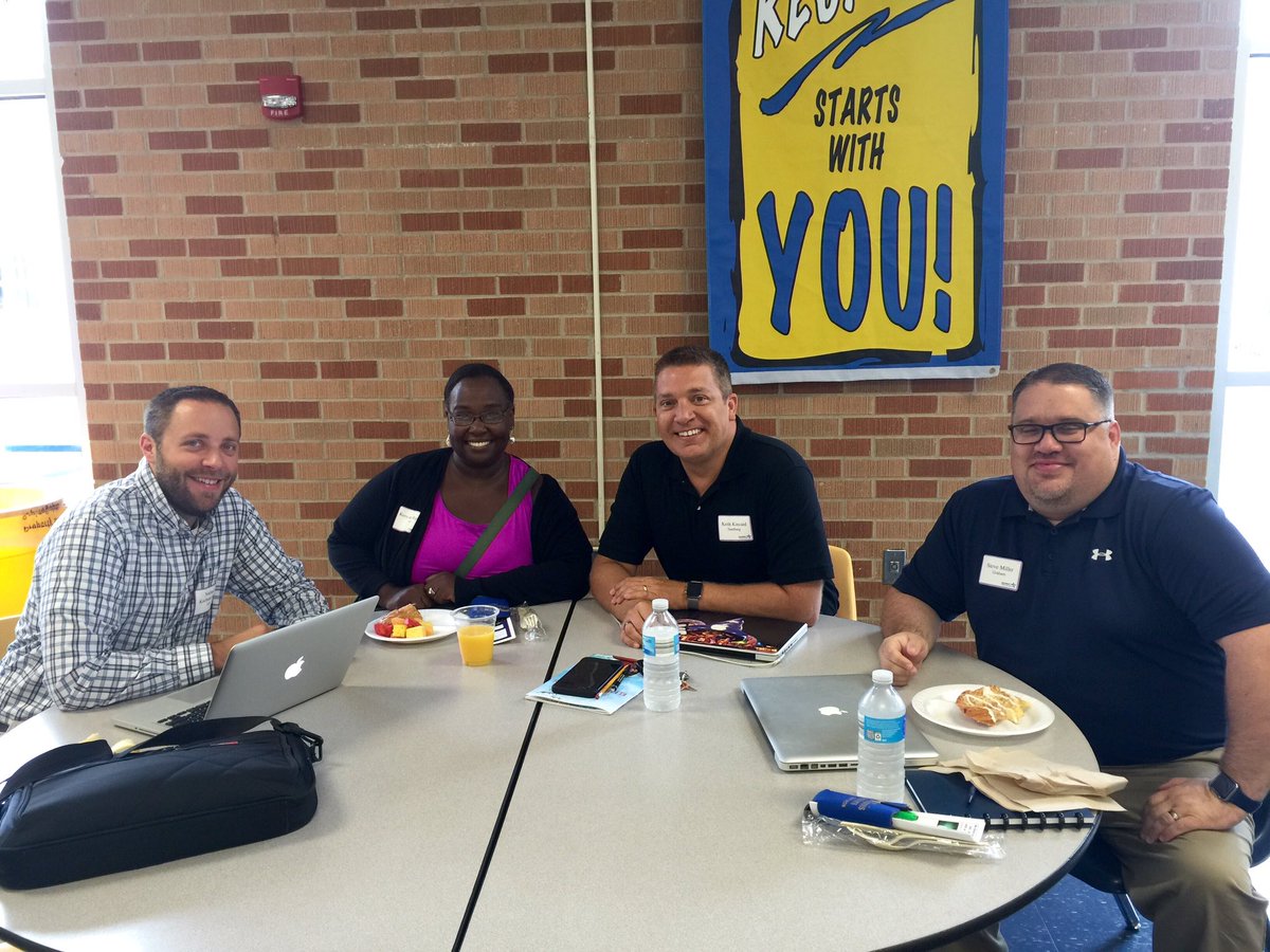 schooldist186's tweet photo. Welcome back to our administrators! We're kicking off another great year! #iheart186 https://t.co/jhB98v0skO