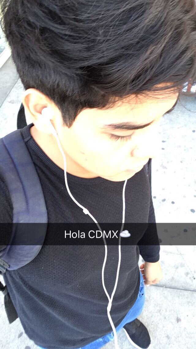 andrescuevas97's tweet photo. Buenos días, CDMX🌧🤘🏻 https://t.co/I0ofS14IsR