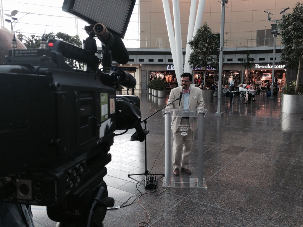 MaryWTHR's tweet image. Alaska Air's debut in Indy. Seattle Service begins May 2017. Expected to help grow conventions &amp;amp; tech industry #wthr