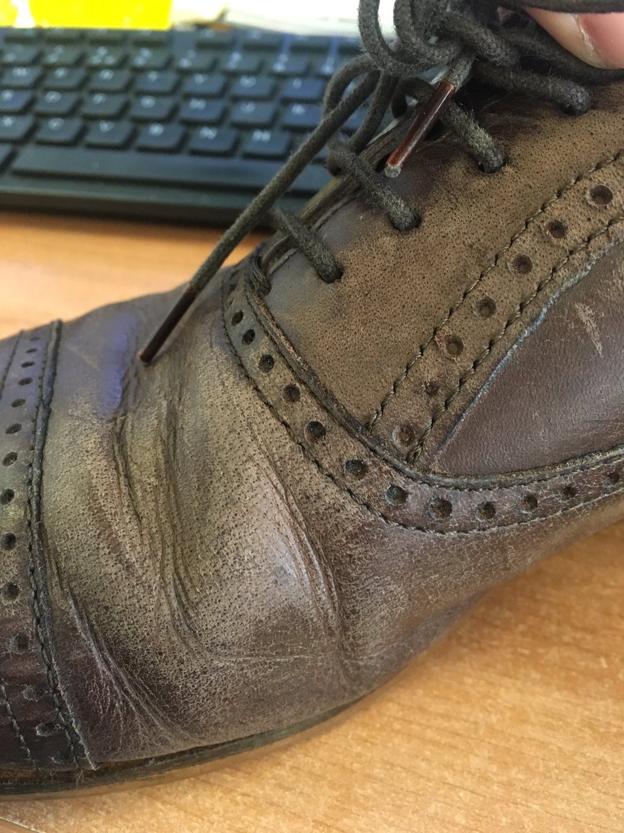 char_quartly's tweet image. @nextofficial disappointed in these shoes After 3 months &amp;amp; polished num of times &amp;amp; they look like this #poorproduct