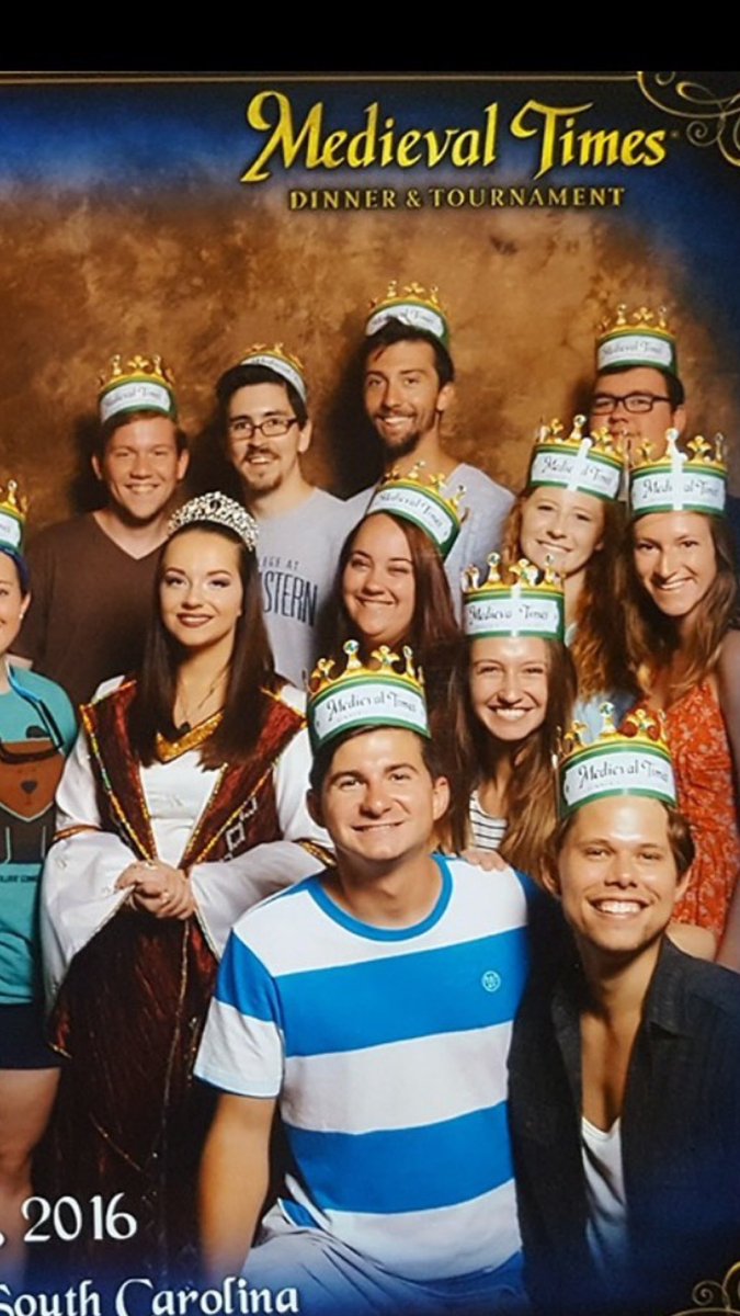 ethannunn94's tweet image. When the key of the song we're playing is A but you start it in C and now you're embarrassed. #WhitIsLit #KanyeBest