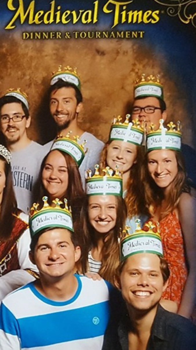 ethannunn94's tweet image. When the key of the song we're playing is A but you start it in C and now you're embarrassed. #WhitIsLit #KanyeBest