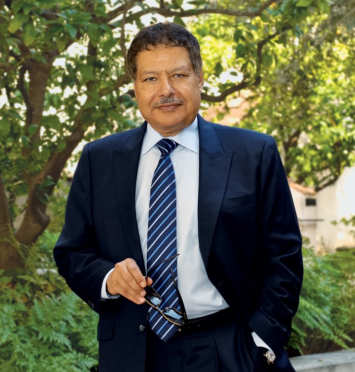 Chemistry Nobel Laureate Ahmed Zewail dies at age 70. Remembering an extraordinary scientist ow.ly/3pR8302SKR6