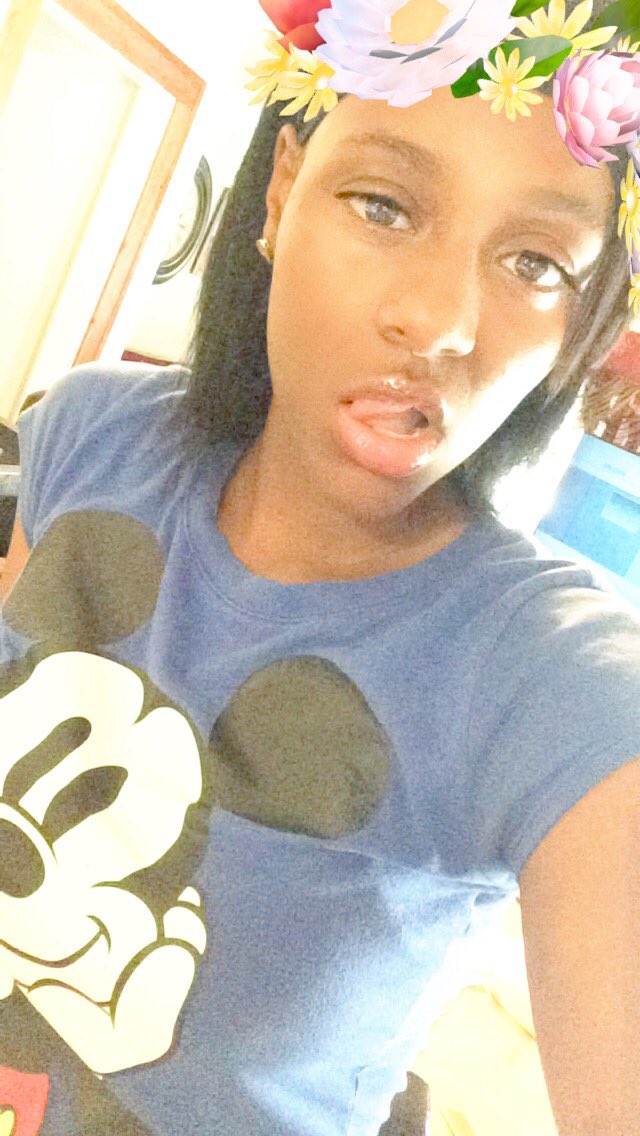 DatGirl_Trece tweet picture