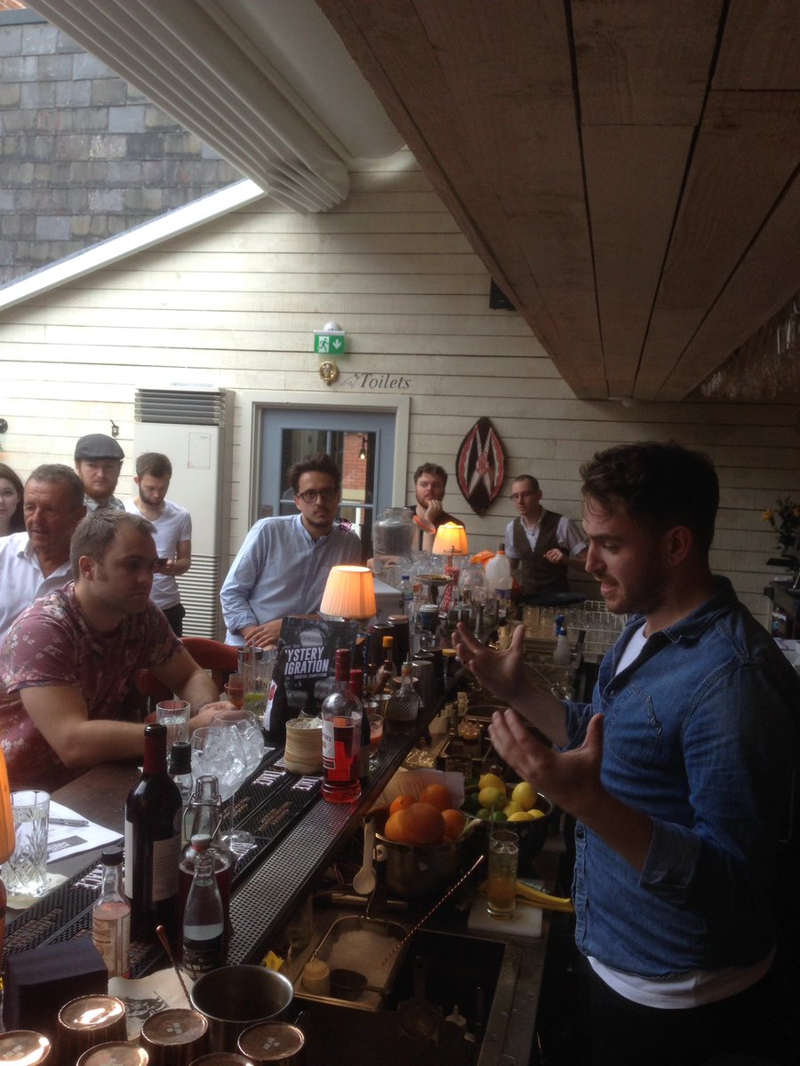 Tony from <a href="/epsmanchester/">Épernay Manchester</a> is up now <a href="/BuffaloTraceUK/">Buffalo Trace UK</a> and all sorts of wonderful #mysterymigration guest specials