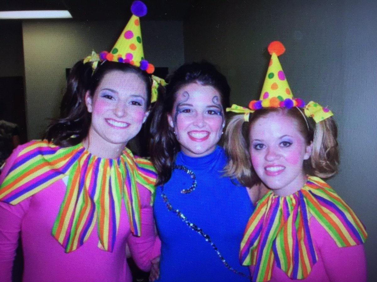 brookezimny's tweet photo. #MyTopCollege is @ouachita, where you raise $ for student scholarships &amp; make lifelong friendships with #tigertunes https://t.co/aLleDrC5Z5