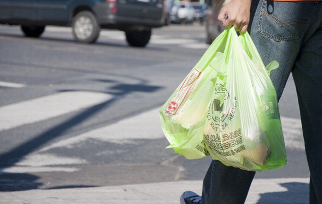 fmcapitalsalta's tweet photo. #Ecosuper entró en vigencia la ordenanza para que supermercados vendan bolsas biodegradables https://t.co/nGProM50BY https://t.co/V8kbNUOBJI