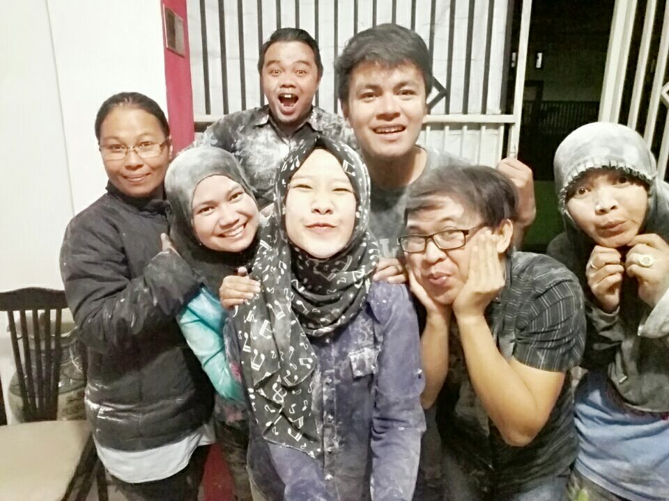 HBD
<a href="/_RantiUtami/">Suranti Utami</a> 
Putih semua dech @prampermana986 <a href="/AdraAkbar/">Adra Akbar</a>  <a href="/_Annashaviera/">Anna Shaviera</a> @ddavinto <a href="/RiffaAndara1/">Riffa Andara</a> <a href="/yanti_topfm/">YANTI TOPFM</a>