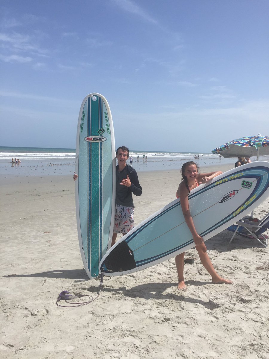 WL3Updates's tweet photo. Legend tries surfing for the first time and nails it. Not surprised. #surf #cocoaBeach #BachelorInParadise https://t.co/tleIAmNeDr