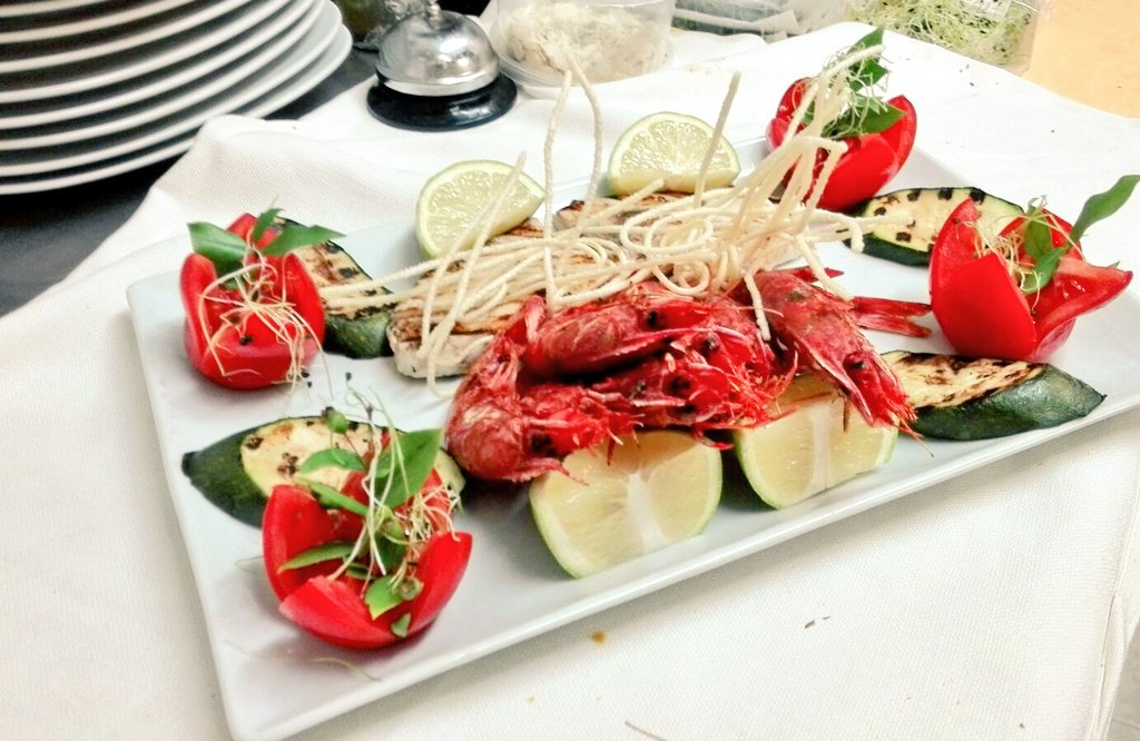 alegrzchef's tweet photo. #food #InstagramStories #chefgrz #buonasardegna #sardegna #beach #summer2016 https://t.co/LqkOMEIbkv