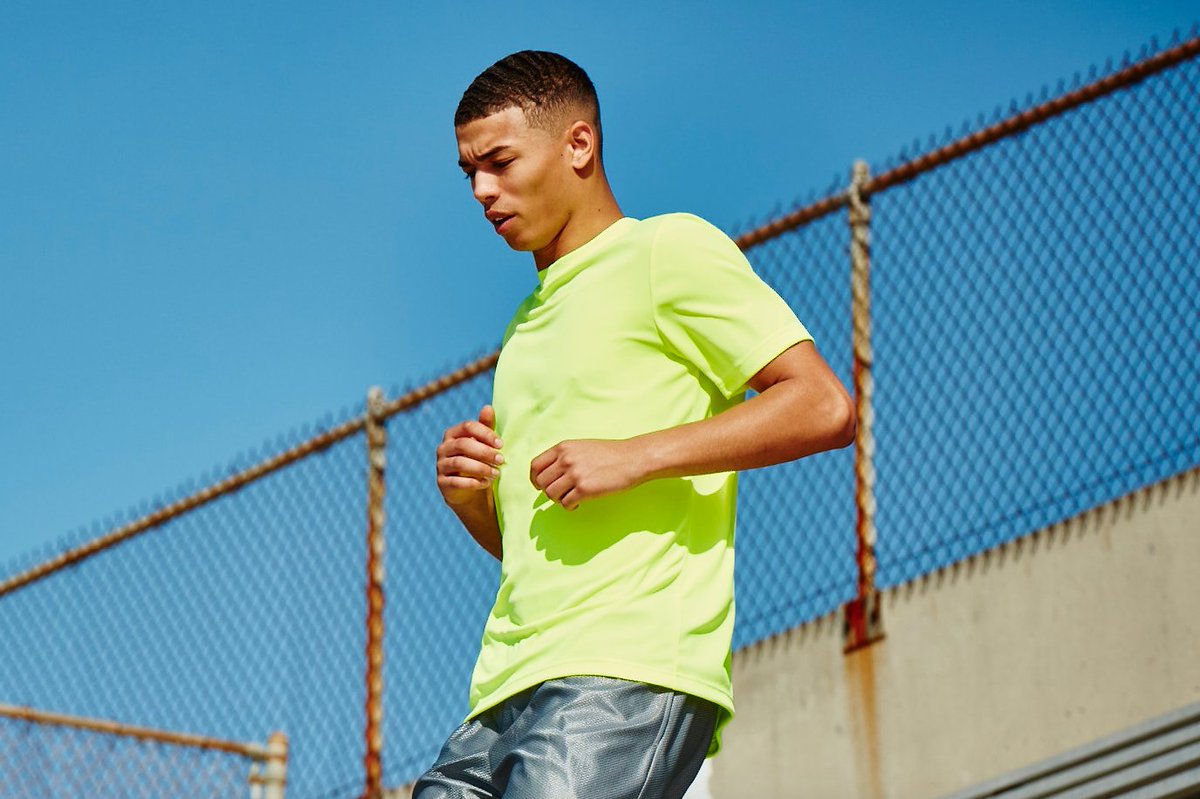 StarterActive's tweet image. Starter tee with wicking technology. goo.gl/pjSVv4