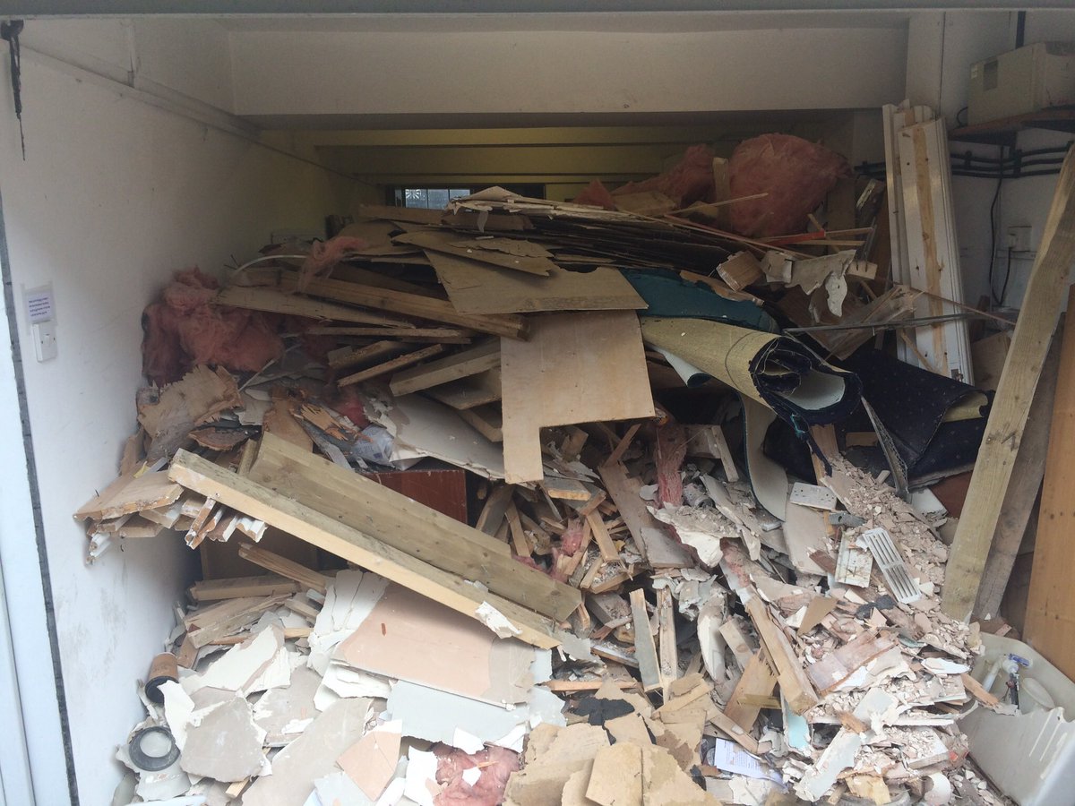 CrocWaste's tweet image. Before and after. Office strip out #tunbridgewells #waste #refurbishment #tonbridge #maidstone