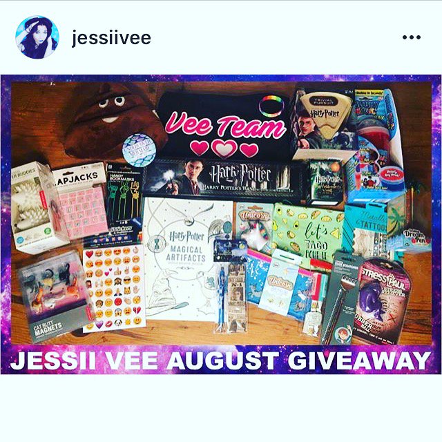 kkieronwilson13's tweet photo. Good luck everyone! @JessiiVee #jessivee #veeteam https://t.co/OLWRbuW4Ox