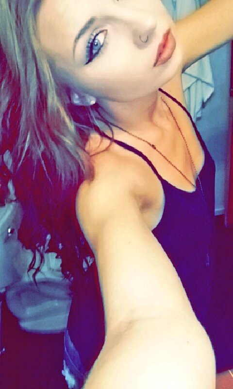 cali_babe597's tweet photo. Bad girls do it well https://t.co/IAAnb3L74c