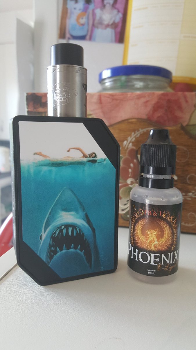 vape306's tweet photo. #vape #vapelife #vapefam #vapecommunity #ejuice #vapers #vapenation https://t.co/odKdcvpqWx
