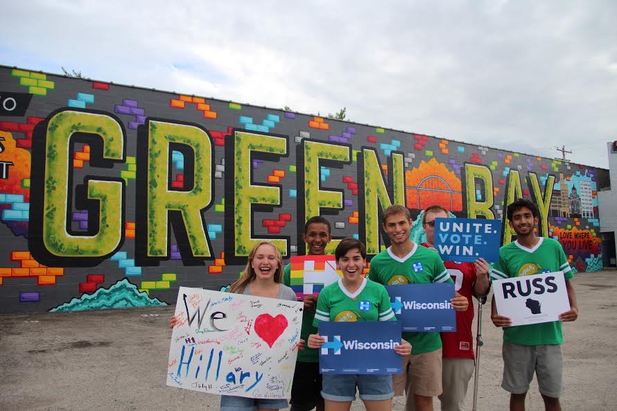 HillaryforWI's tweet photo. Want to make a difference this election?

Apply to be an organizer for @WisDems today: https://t.co/mABDGari9r https://t.co/lUPoNVd1EX