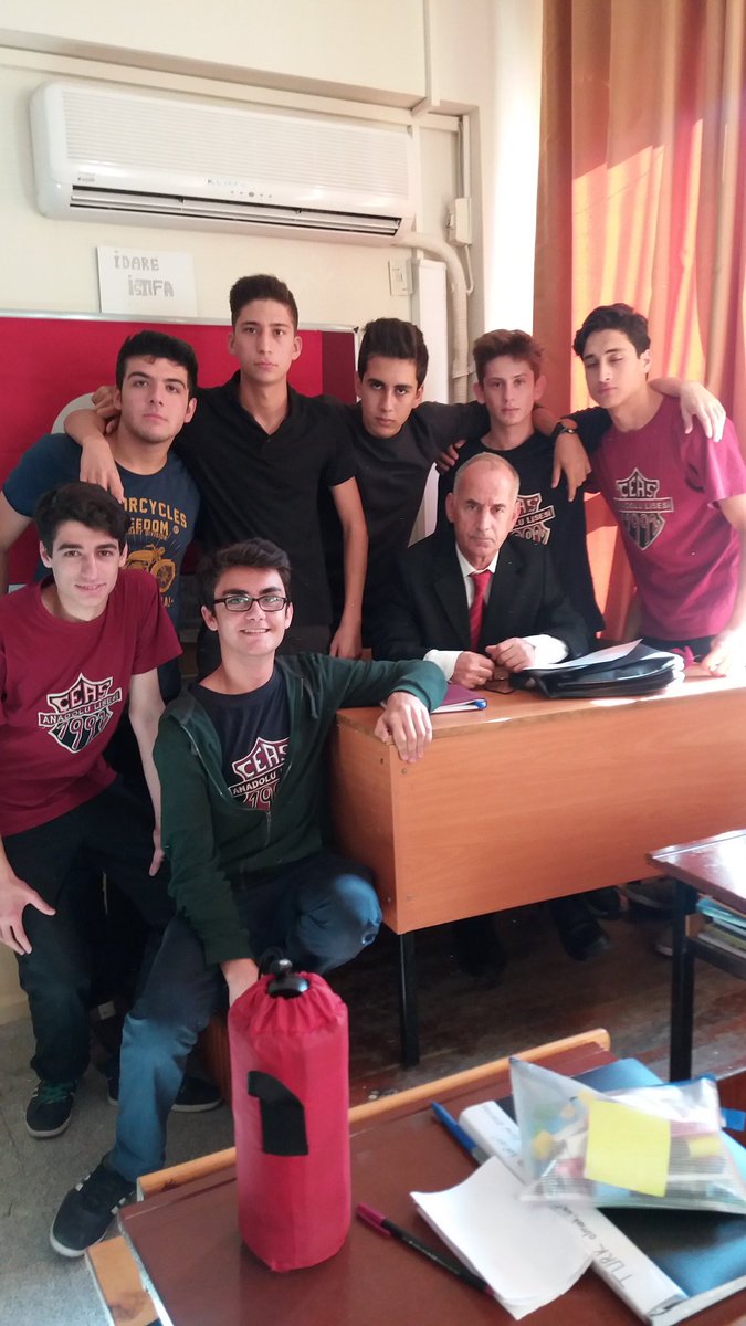 TayfaGale's tweet photo. Dikkatt, Ateşle yaklaşmayın patkayabilir!! #çeaş20 https://t.co/fdkJ6nI78V