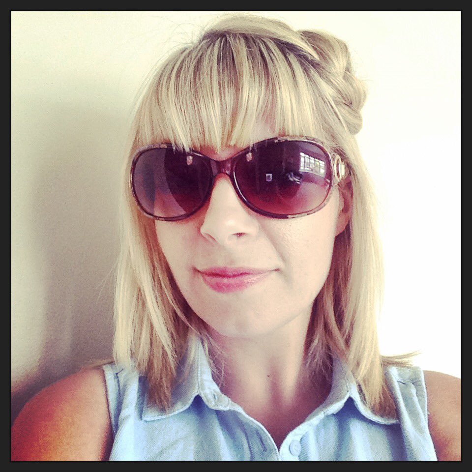 Tanya Hocking tweet media