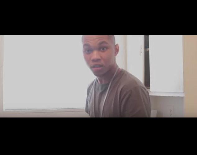 Samhoodydjs's tweet image. Bless The Mic @IamParlae - #TalkToEM Vlog 1 Ft Lil Soulja Slim blessthemicmagazine.ning.com/profiles/blogs…