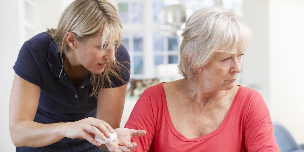 mycarebase's tweet photo. Struggling as a #dementia #caregiver? @uptimize_life demysitfies the common do's and don'ts. https://t.co/3PKCyC4HCm https://t.co/IzgcUlI8tW