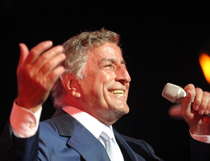 CustomChannels's tweet photo. Happy birthday #TonyBennett 90 years old. Hear Tony sing on many Custom Channels like All Access Swingin' Lounge. https://t.co/RcyZm7ACl1